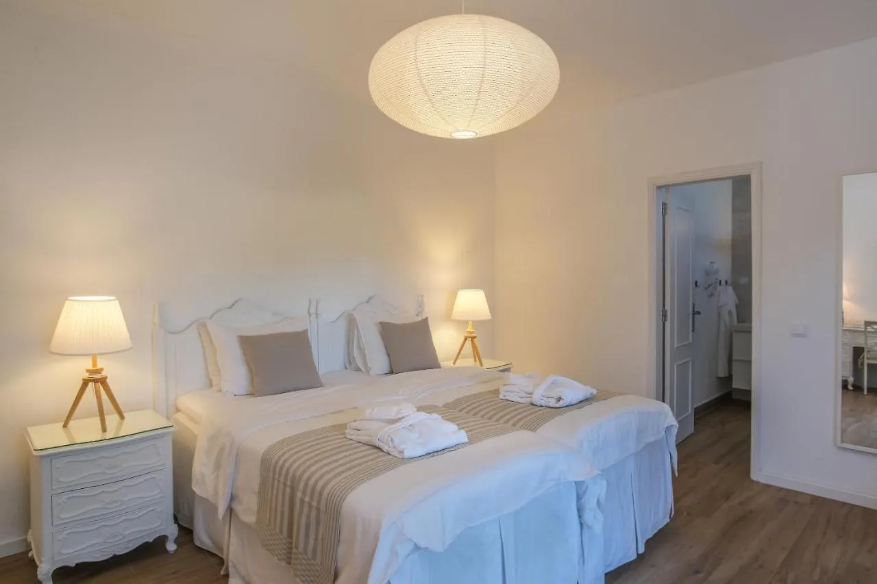 Casa Luisandra Boutique Hotel B&B Praia Da Luz Bed & Breakfast